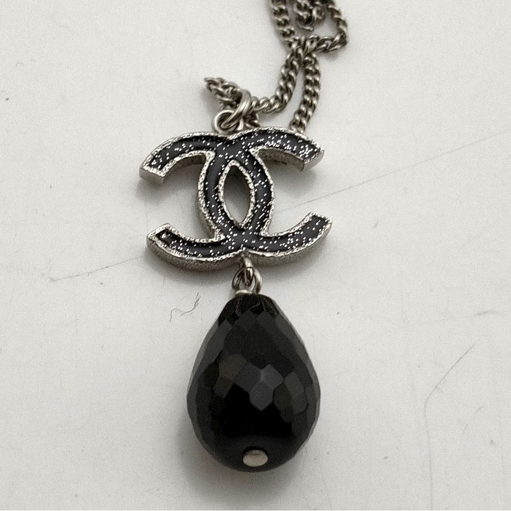 Authentic Chanel Gunmetal CC Logo Necklace Black Teardrop Pendant full inclusion